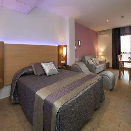 Leo Punta Umbria III Adults Only Apartment